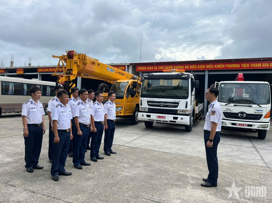 Bộ tư lệnh Vùng Cảnh sát biển 4: Khai mạc Hội thi tàu, xuồng, xe tốt - Hội thao huấn luyện tàu năm 2026